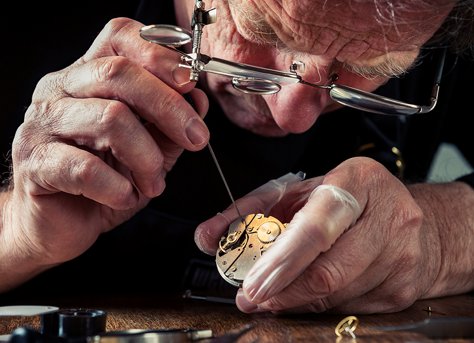 EXPERTS IN WATCH AND JEWELRY REPAIR  Pattersons Diamond Center Mankato, MN